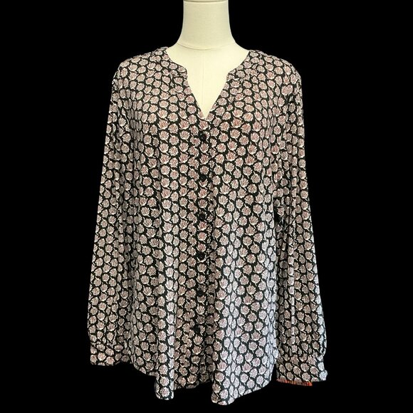 Black Floral Print Blouse w/ Collar Detail - Picture 1 of 3